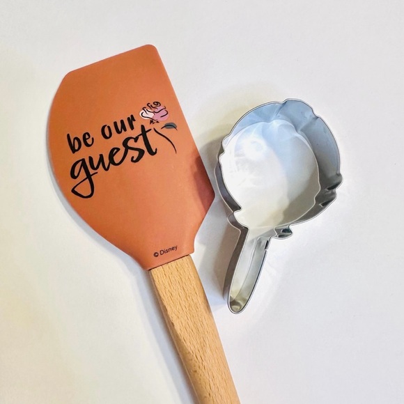 Disney Princess Baking Utensil Set - Picture 2 of 6
